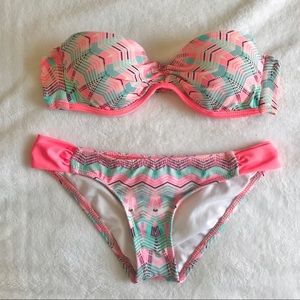 HURLEY Bright Tribal Matching Bikini Set